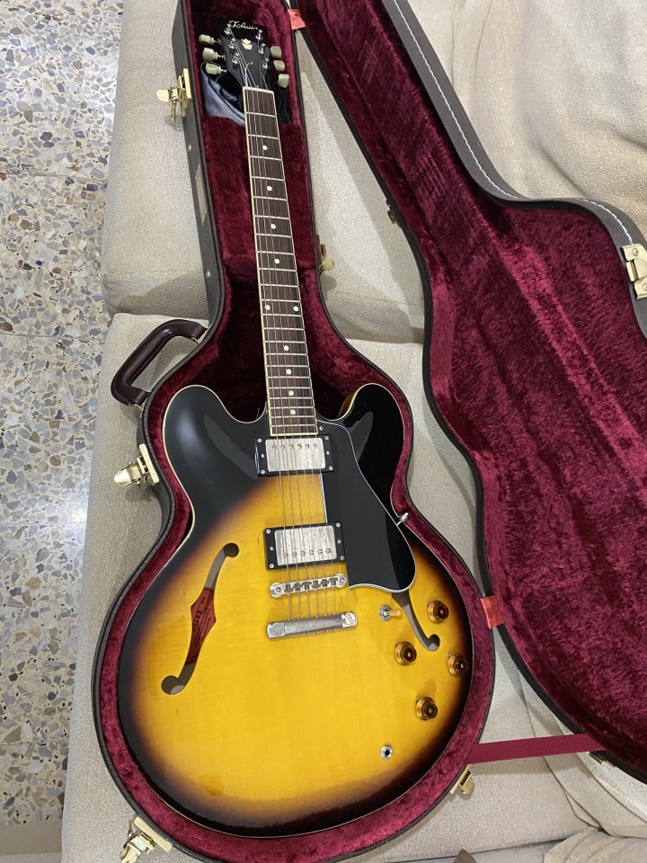 Cambio Tokai ES 224 SB por bajo Fender Mustang escala corta u órgano Hammond XK1 o similar de segunda mano · Foto 1 de 6 · Pontevedra
