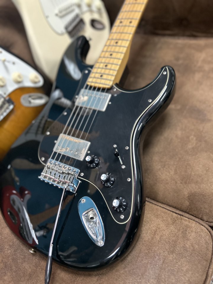 Fender mex blacktop de segunda mano · Foto 2 de 4 · Sevilla · 800 €