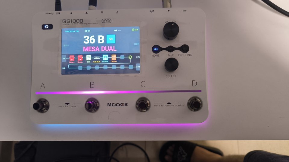 Mooer GS1000 de segunda mano · Foto 1 de 3 · Almería · 300 €