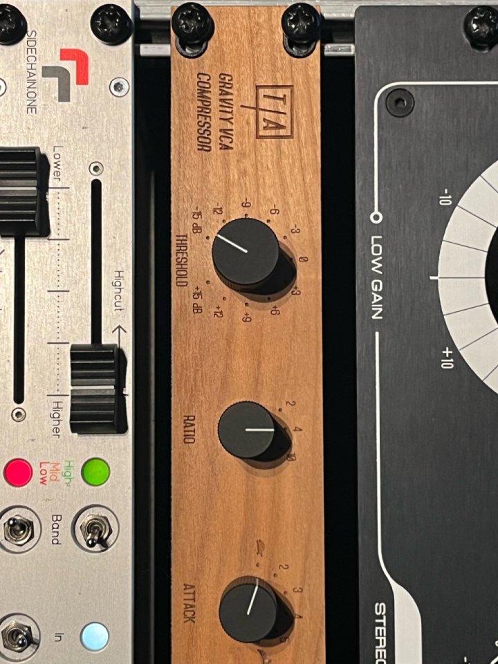 T/A Gravity VCA Compressor