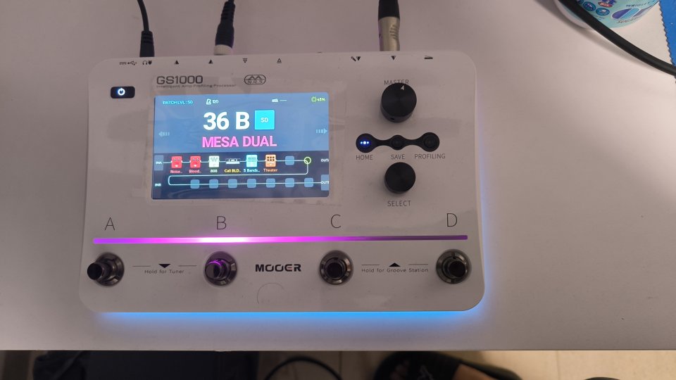 Mooer GS1000 de segunda mano · Foto 2 de 3 · Almería · 300 €