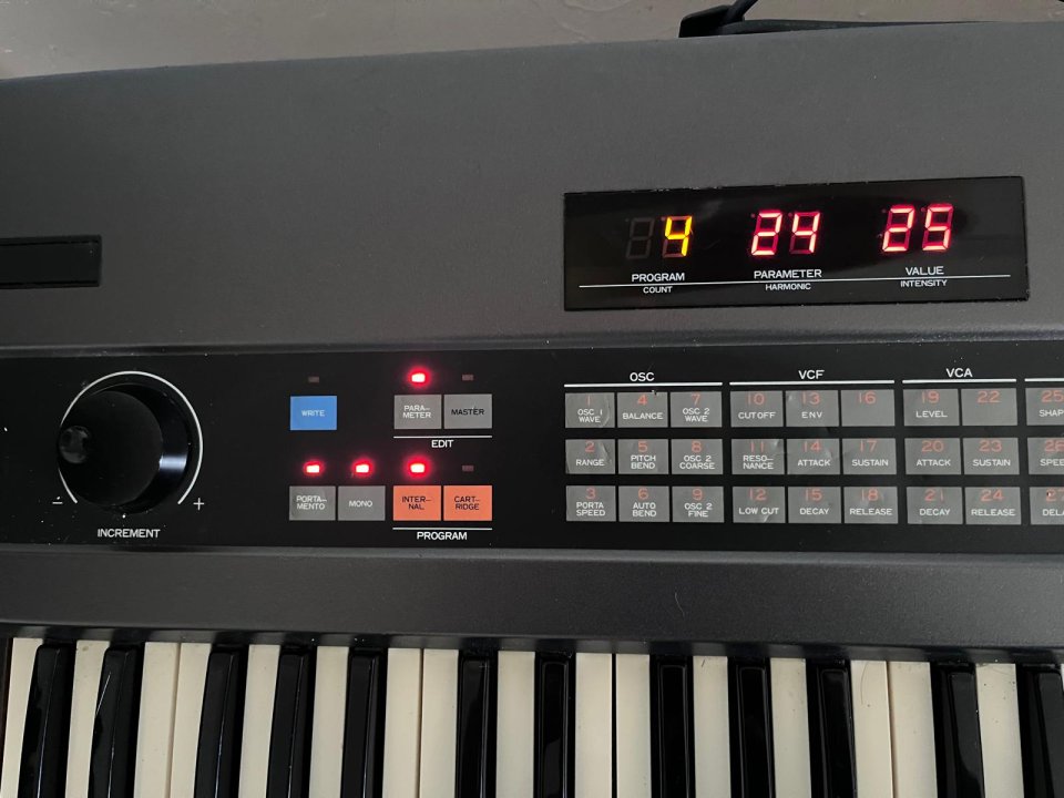 Sintetizador Kawai K3 de segunda mano · Foto 1 de 6 · Madrid · 550 €