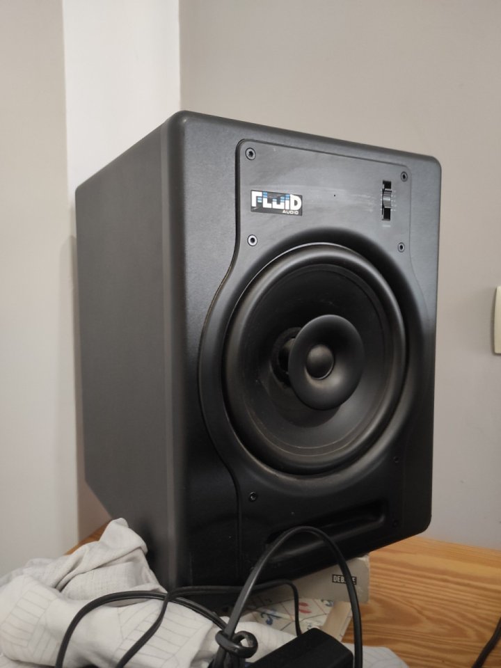 Fluid Audio FX8 de segunda mano · Madrid · 150 €