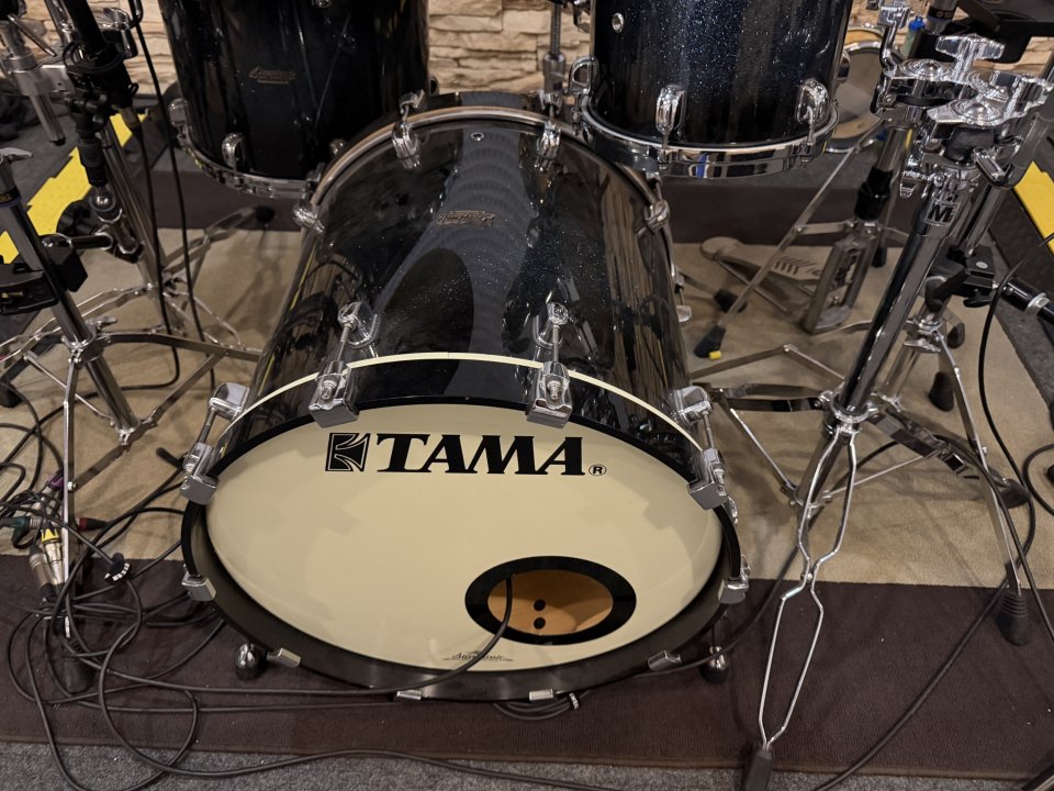 Tama Starclassic (Arce) 20" – Kit 5 cascos de segunda mano · Foto 7 de 9 · Madrid · 1400 €