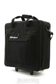 Busco ésta bolsa " Roland Soft Case 01 "
