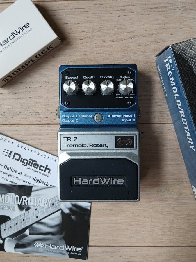 Hardwire Tremolo/Rotary TR-7 de segunda mano · Foto 1 de 9 · Asturias · 185 €