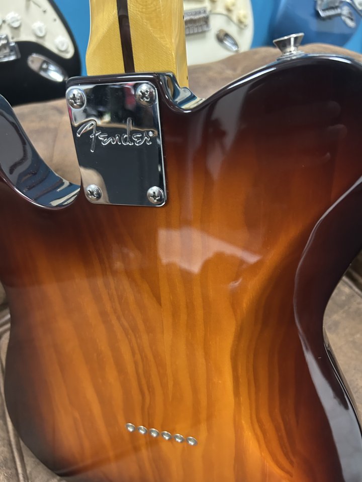 Fender telecaster modern player de segunda mano · Foto 3 de 5 · Sevilla · 500 €