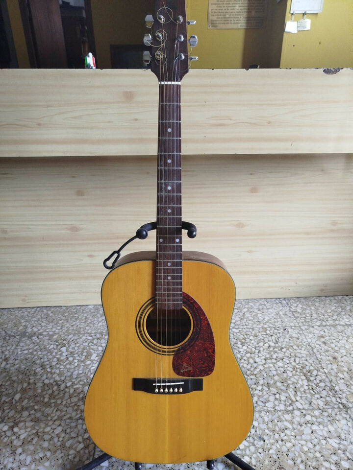 Acústica Admira A-300