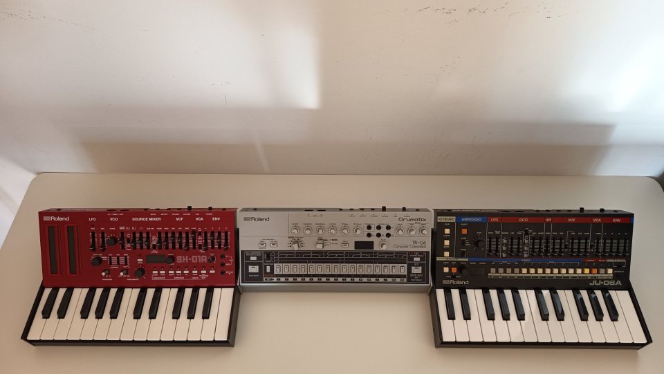 Roland TR-06 + SH-01a