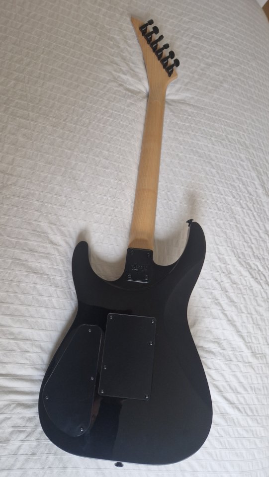 Jackson JS32Q DKA Dinky AH TPB