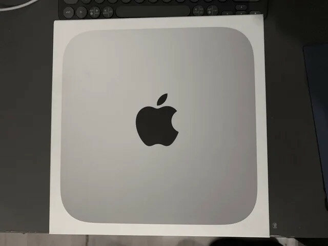Apple Mac mini M1, 16gb ram, 256GB SSD