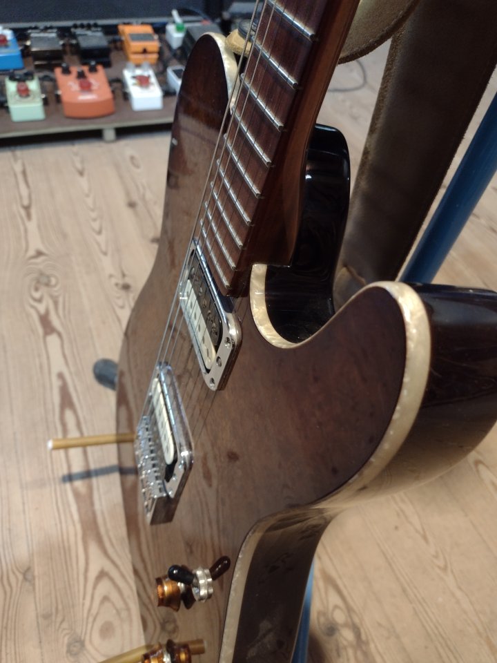telecaster construida en rusia de segunda mano · Foto 6 de 10 · Lleida · 1600 €