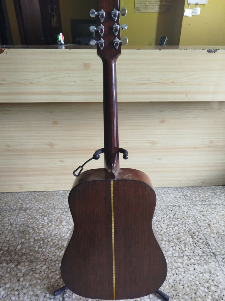 Acústica Admira A-300