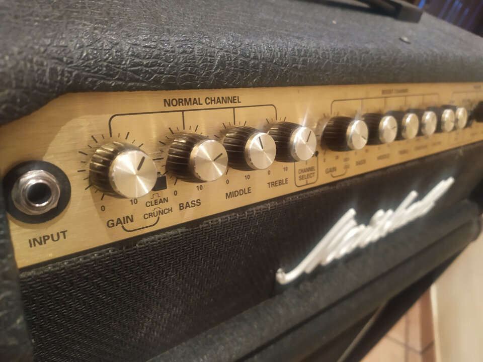 MARSHALL VALVESTATE 8100 y pantalla 4 x 12