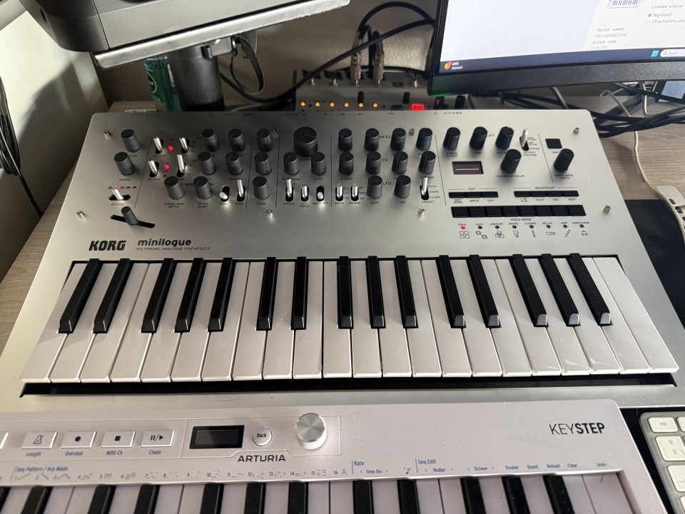 Korg Minilogue de segunda mano · Foto 1 de 5 · Madrid · 360 €
