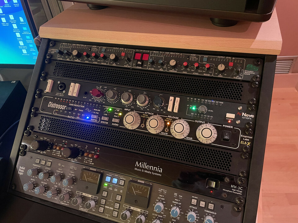 LIQUIDACIÓN Estudio de grabación