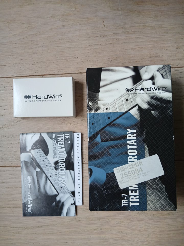 Hardwire Tremolo/Rotary TR-7 de segunda mano · Foto 8 de 9 · Asturias · 185 €