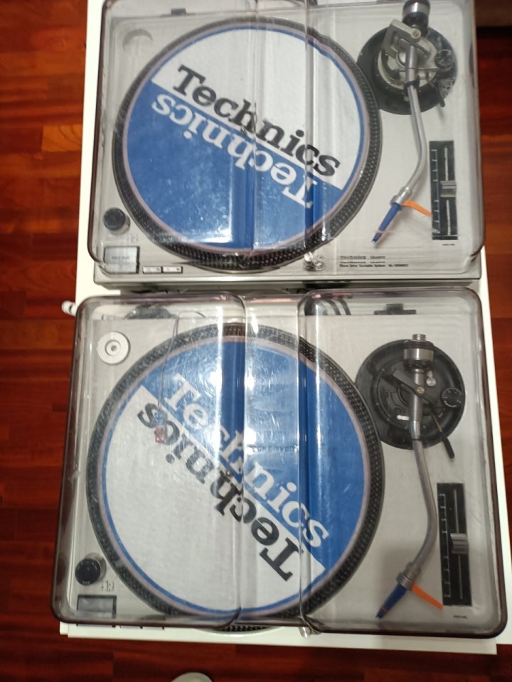 Se Vende 2 Platos Technics SL 1200 MK2 Restaurados de segunda mano · Foto 2 de 4 · Bizkaia · 1600 €