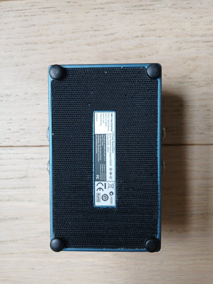Hardwire Tremolo/Rotary TR-7 de segunda mano · Foto 9 de 9 · Asturias · 185 €