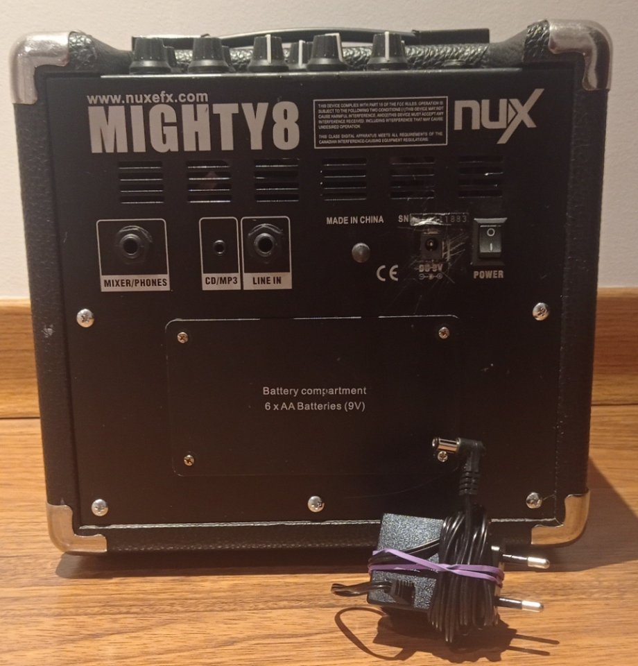Amplificador guitarra eléctrica Nux efectos de segunda mano · Foto 5 de 5 · Cuenca · 60 €