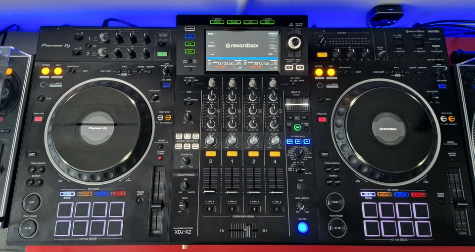 Pioneer XDJ-XZ