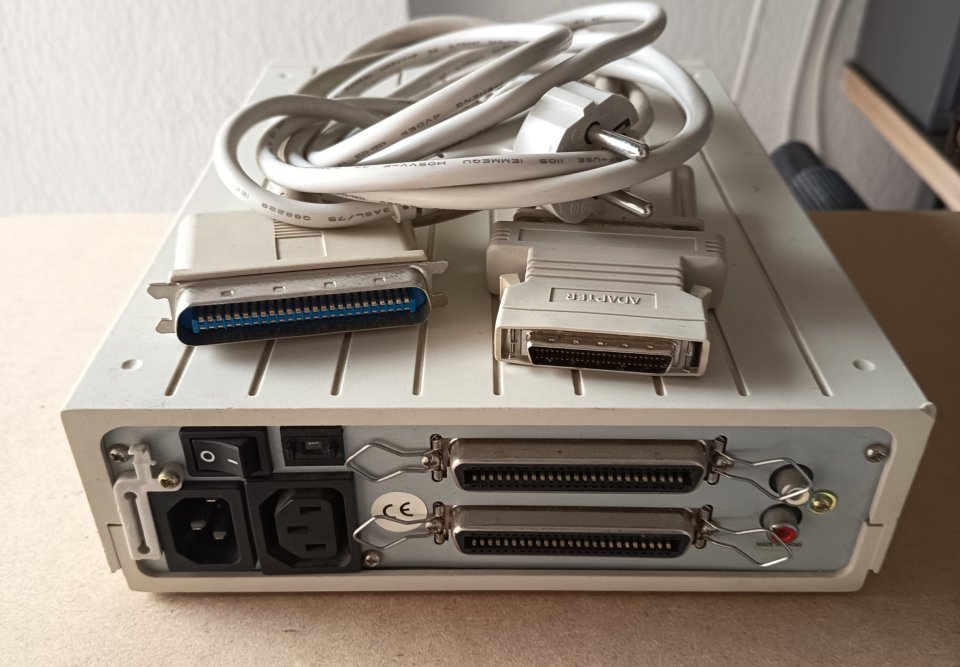 Lector SCSI de segunda mano · Foto 1 de 2 · Barcelona · 50 €