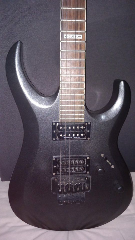 Cort X-Custom BKM (Hecha en Corea - Seymour Duncan y Floyd Rose) de segunda mano · Foto 4 de 6 · Navarra · 400 €
