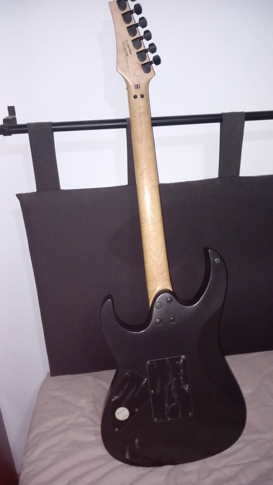 Cort X-Custom BKM (Hecha en Corea - Seymour Duncan y Floyd Rose) de segunda mano · Foto 5 de 6 · Navarra · 400 €