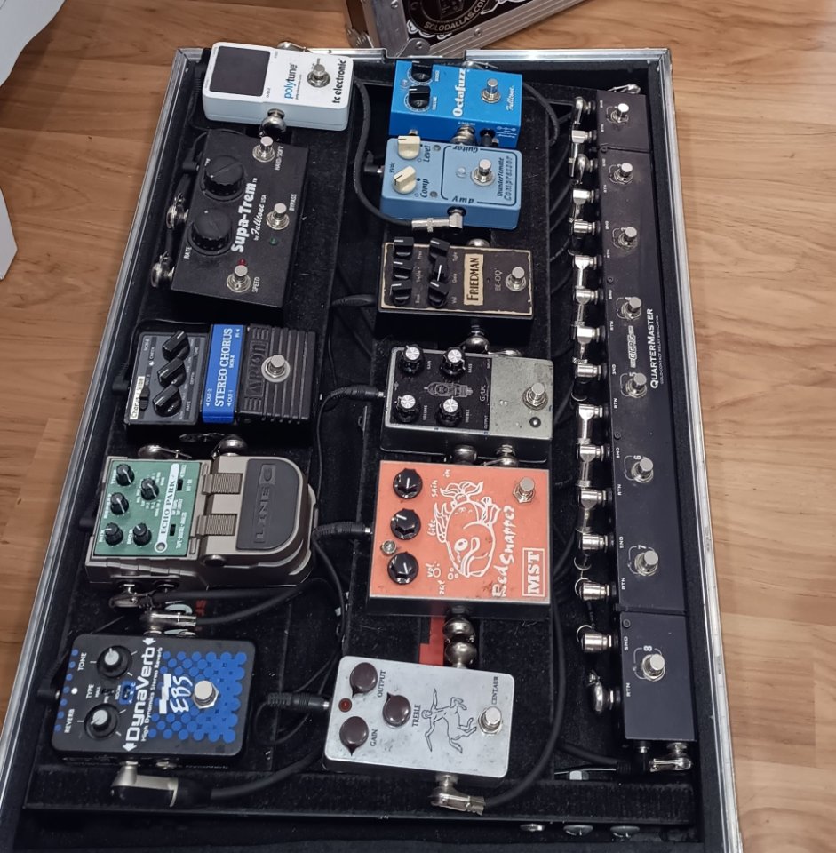 Switcher The Gigrig Quartermaster 8 de segunda mano · Foto 2 de 2 · Alicante · 170 €