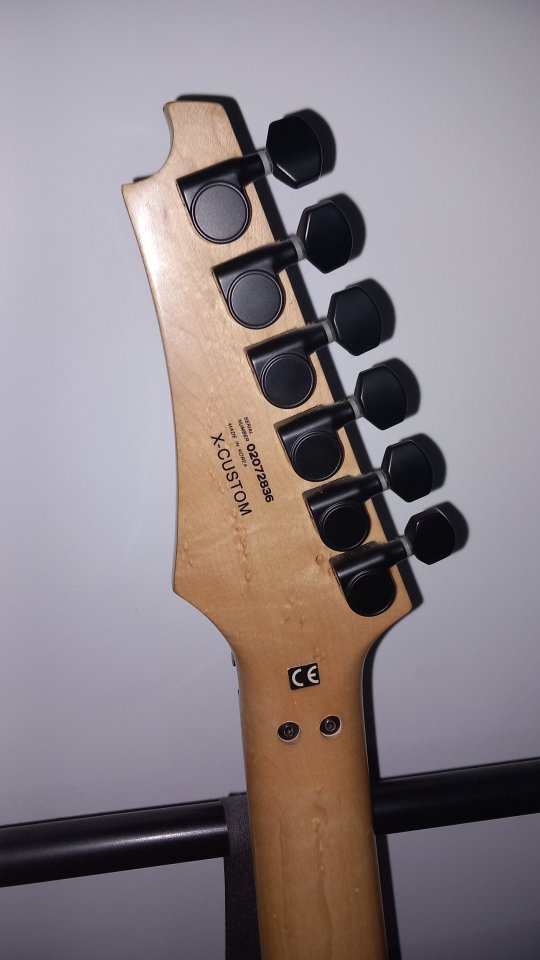 Cort X-Custom BKM (Hecha en Corea - Seymour Duncan y Floyd Rose) de segunda mano · Foto 6 de 6 · Navarra · 400 €