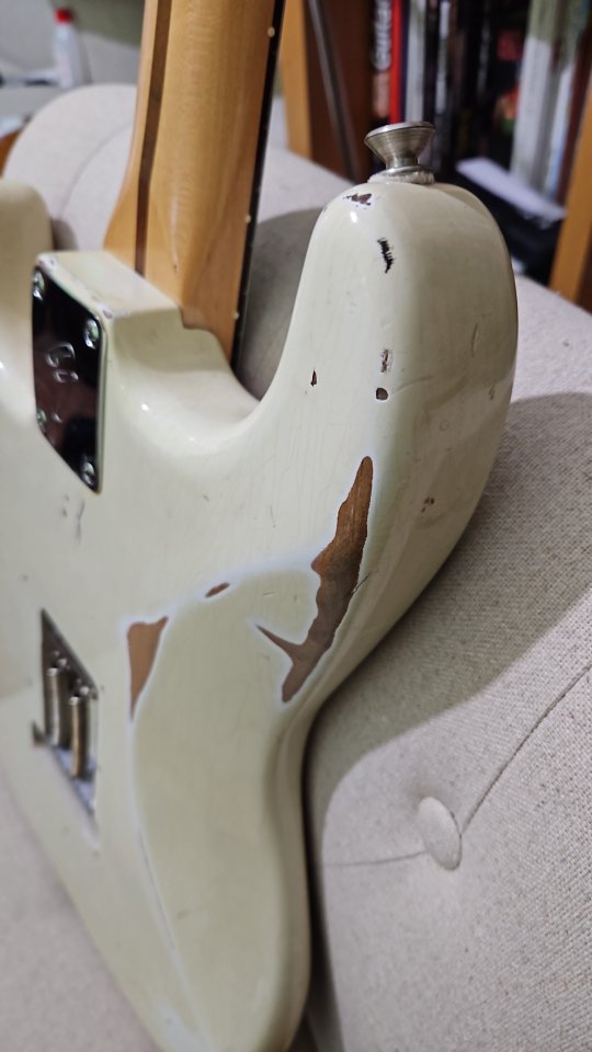 Fender Stratocaster con piezas Fender seleccionadas