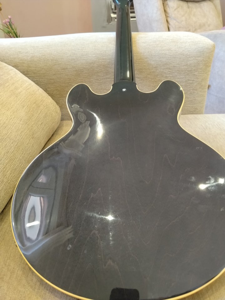 Gibson 339 trans ebony de segunda mano · Foto 3 de 4 · Murcia · 2200 €