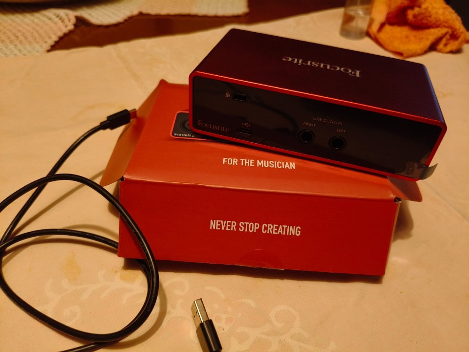 Interfaz de audio USB Scarlett Solo 3.ª gen. de Focusrite