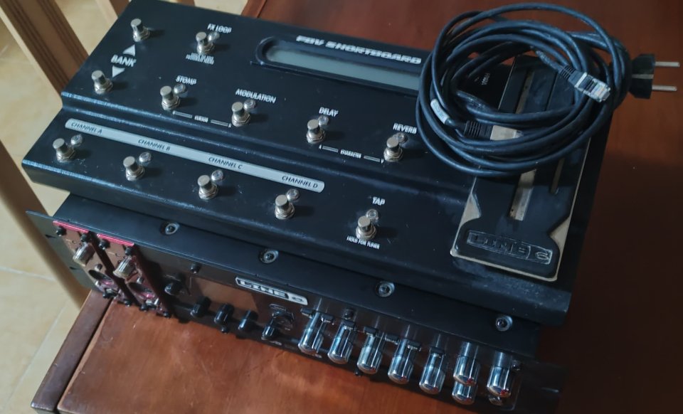 Line6 PodX3 Pro+ pedalera FBV shortboard de segunda mano · Foto 2 de 4 · Cantabria · 270 €