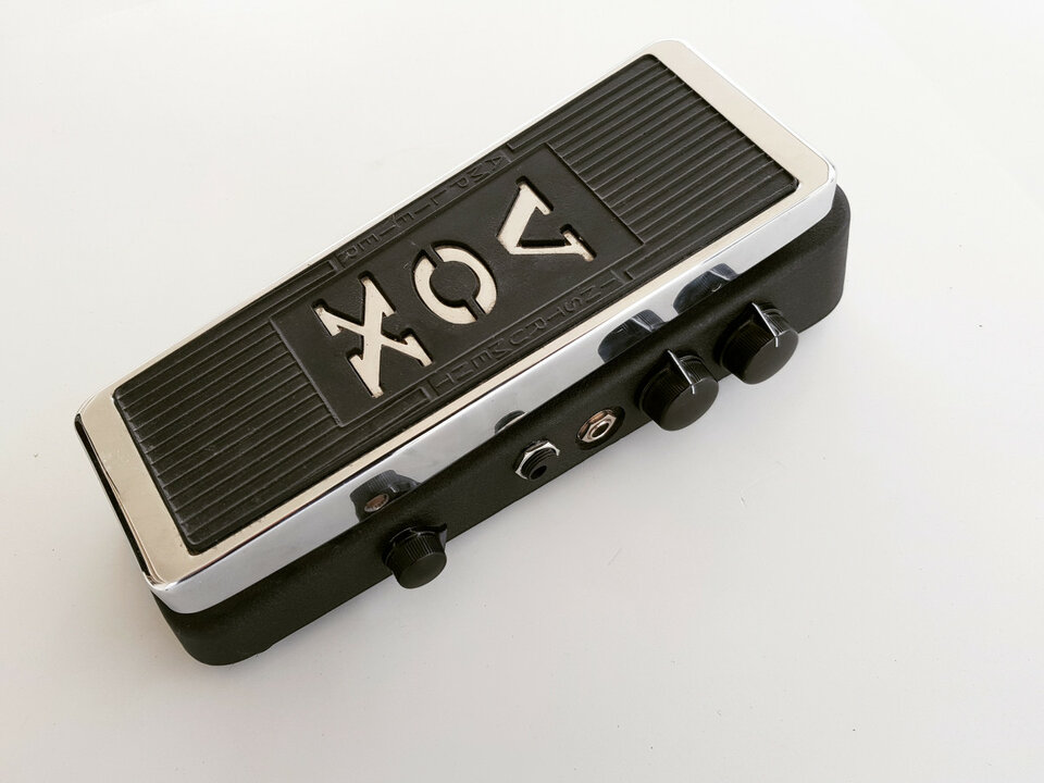 Mods Wah-wah Crybaby, Vox 847, etc.,.