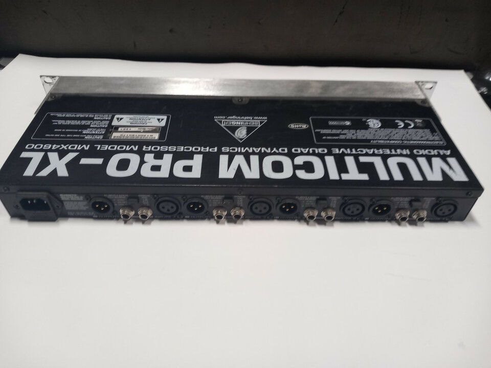 Behringer MULTICOM PRO-XL MDX4600 de segunda mano · Foto 2 de 3 · La Rioja · 80 €