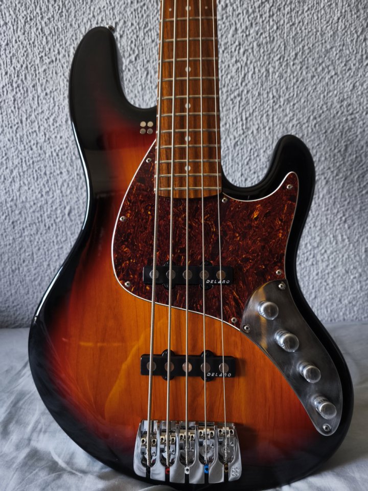 Sandberg 5 Cuerdas California TT 3TS