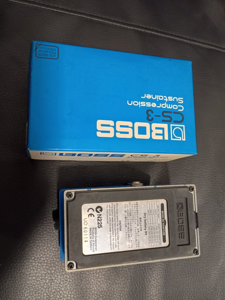 Pedal Boss CS 3 de segunda mano · Foto 2 de 4 · Málaga · 60 €