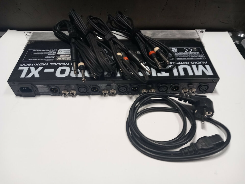 Behringer MULTICOM PRO-XL MDX4600 de segunda mano · Foto 3 de 3 · La Rioja · 80 €