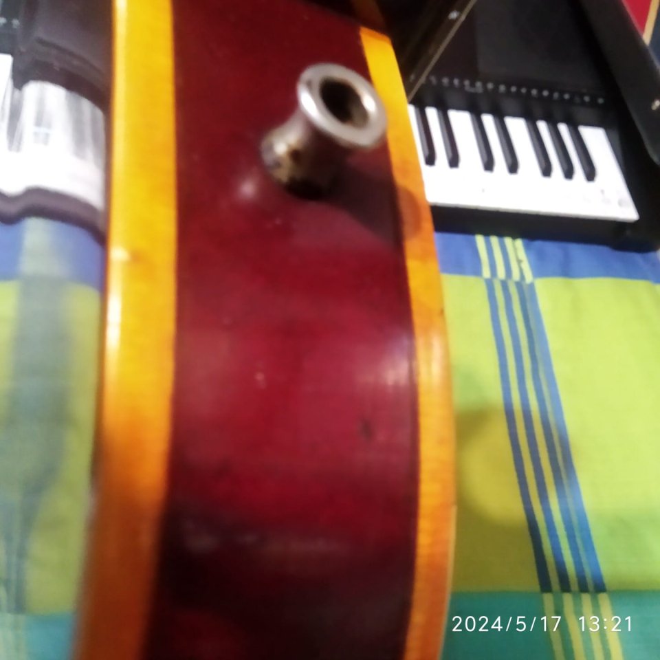 GIBSON Chet Atkins Tennessean 1996 de segunda mano · Foto 3 de 10 · Madrid · 1400 €