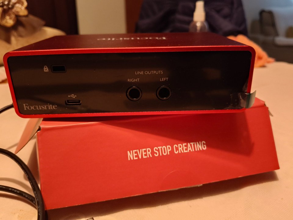 Interfaz de audio USB Scarlett Solo 3.ª gen. de Focusrite