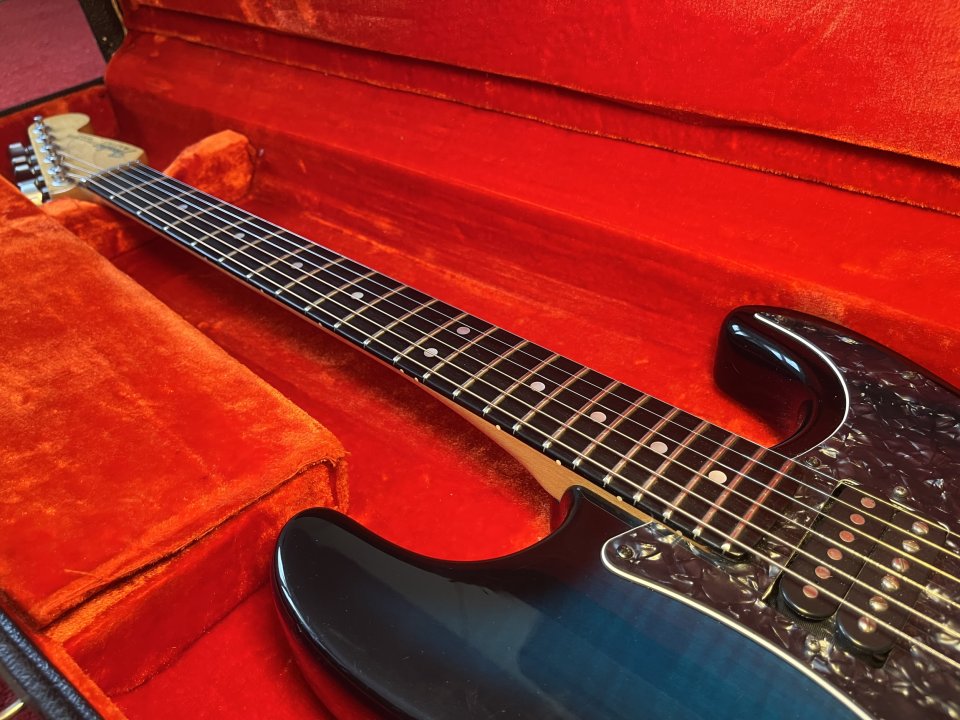 Fender Stratocaster Ultra Flame Top 1992 – Green – DiMarzio Pickups