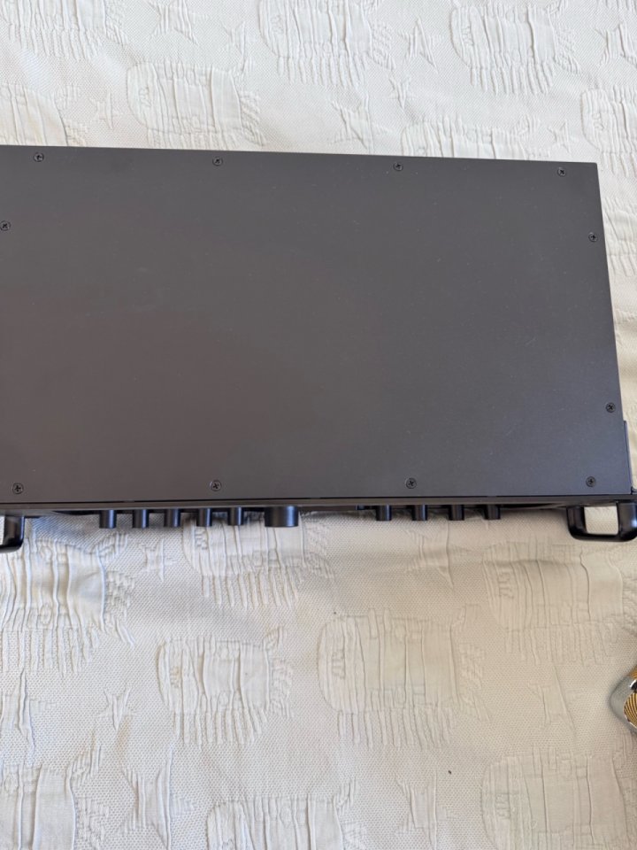 AXE FX 3 + retrorack gator + fractal EV-2 + regalos de segunda mano · Foto 6 de 7 · Madrid · 2400 €
