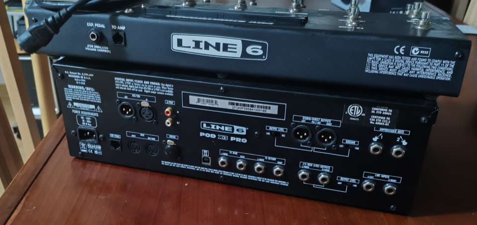 Line6 PodX3 Pro+ pedalera FBV shortboard de segunda mano · Foto 3 de 4 · Cantabria · 270 €