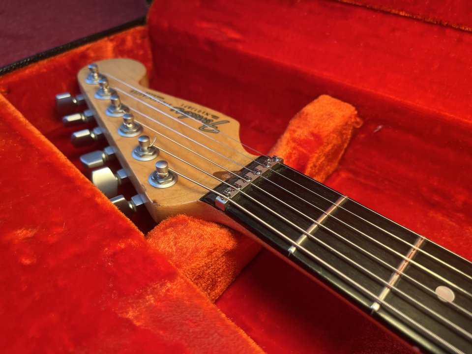 Fender Stratocaster Ultra Flame Top 1992 – Green – DiMarzio Pickups