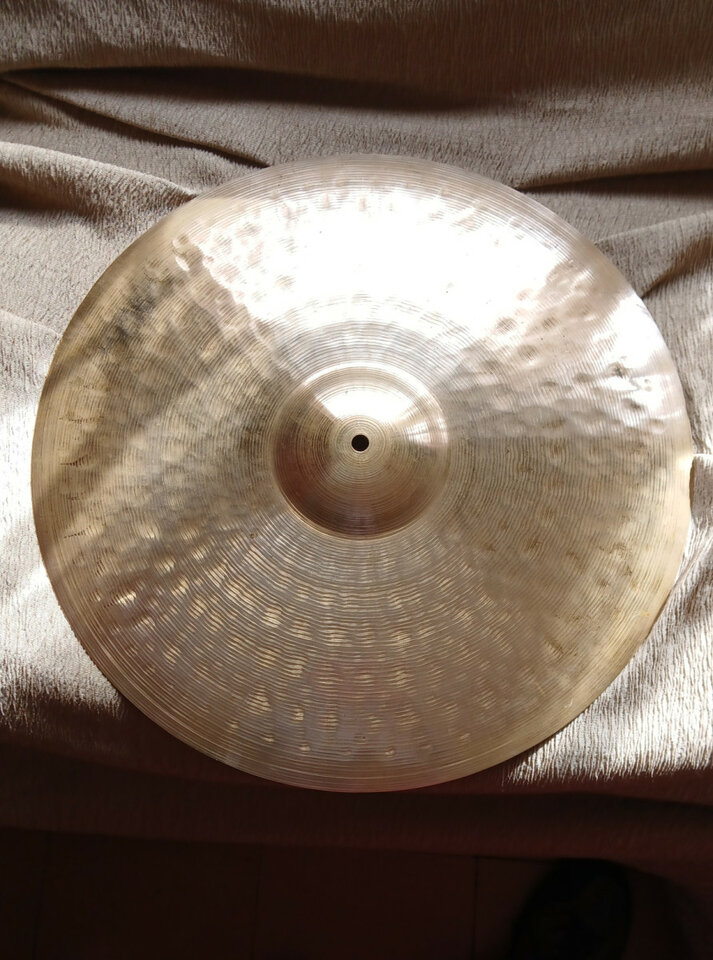 Plat Paiste Signature Full Ride de 20".