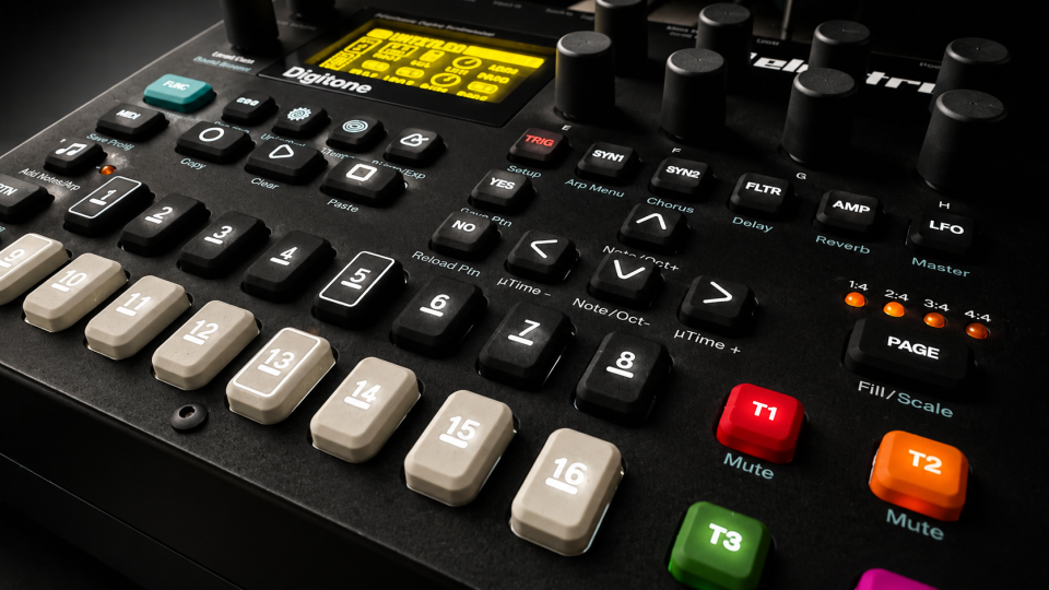 Elektron Digitakt MKI + Elektron Digitone MKI – Estado Impecable – Con cajas y accesorios originales de segunda mano · Foto 6 de 8 · Madrid · 900 €