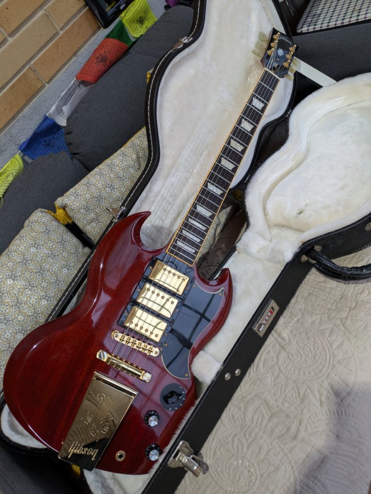 Gibson SG-3 Heritage Cherry Limited Edition 2007, (reparada) envío incluido de segunda mano · Foto 1 de 10 · Madrid · 1700 €
