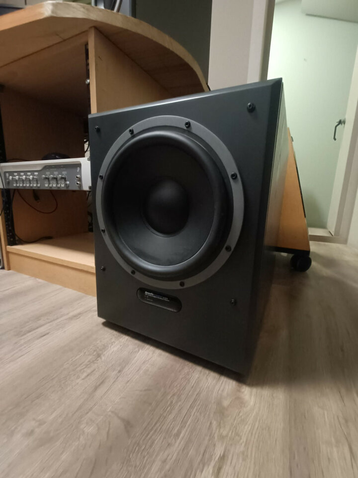 Monitores y Subwoofer Dynaudio