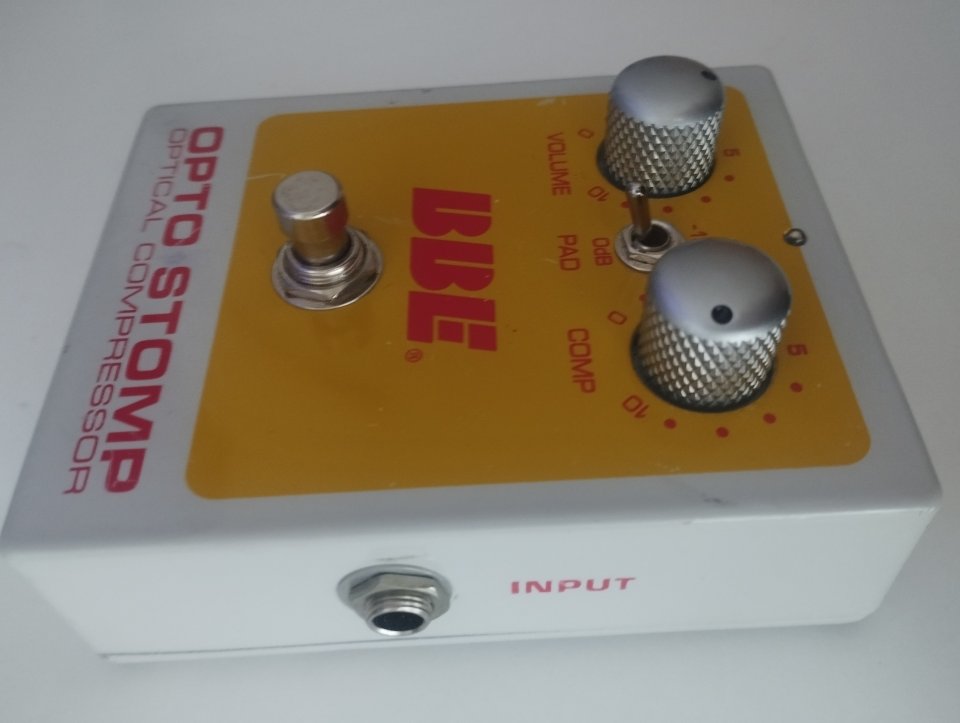 BBE Opto Stomp compresor óptico